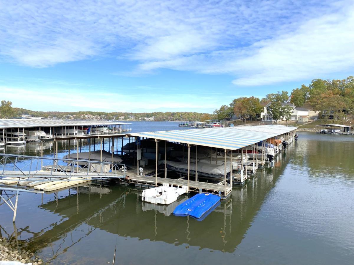 B Lakefront! Remodeled, Boat Slip, Patio Views, Pool, Boat Ramp, Wifi โอเซจบีช ภายนอก รูปภาพ