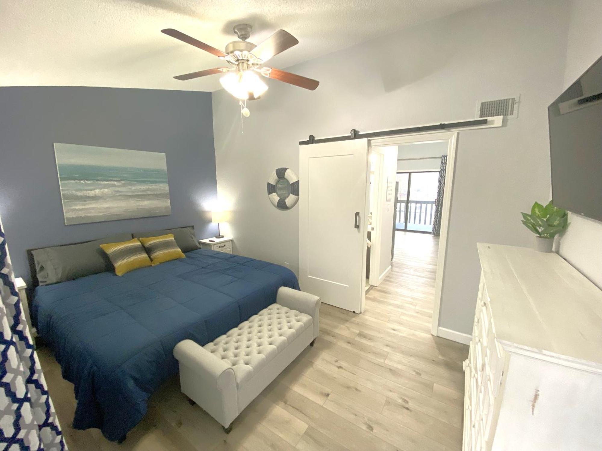 B Lakefront! Remodeled, Boat Slip, Patio Views, Pool, Boat Ramp, Wifi โอเซจบีช ภายนอก รูปภาพ