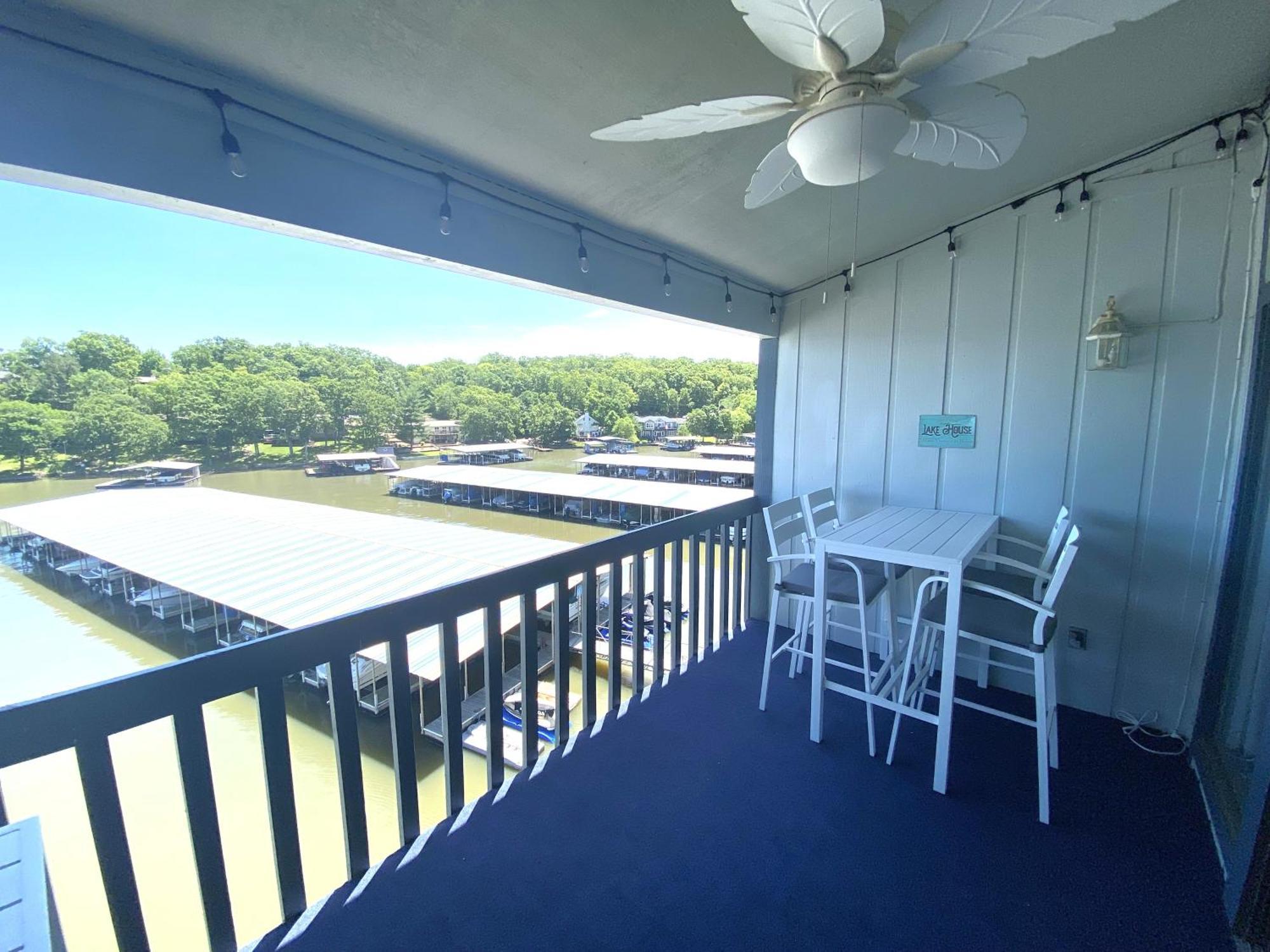 B Lakefront! Remodeled, Boat Slip, Patio Views, Pool, Boat Ramp, Wifi โอเซจบีช ภายนอก รูปภาพ