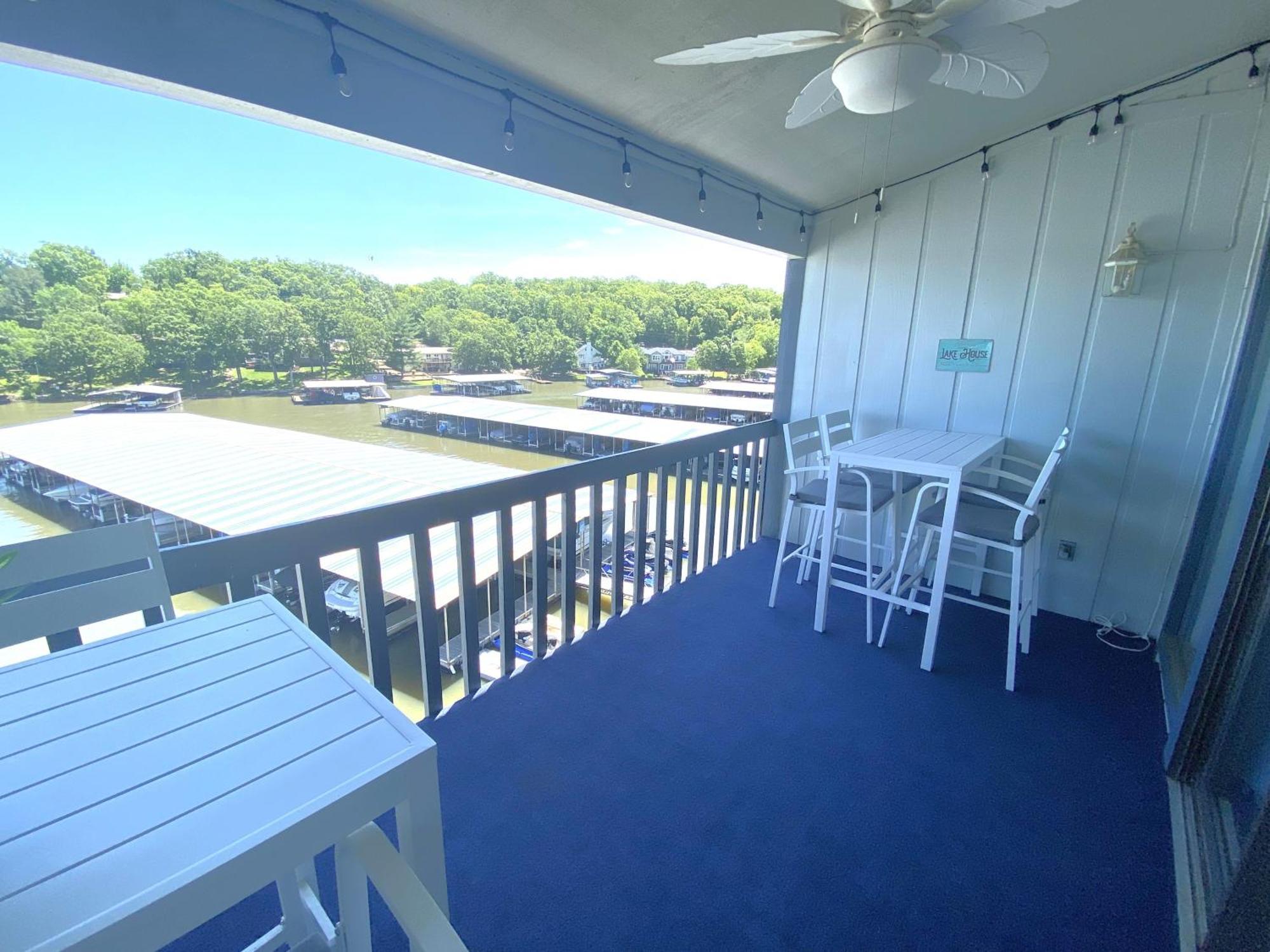B Lakefront! Remodeled, Boat Slip, Patio Views, Pool, Boat Ramp, Wifi โอเซจบีช ภายนอก รูปภาพ