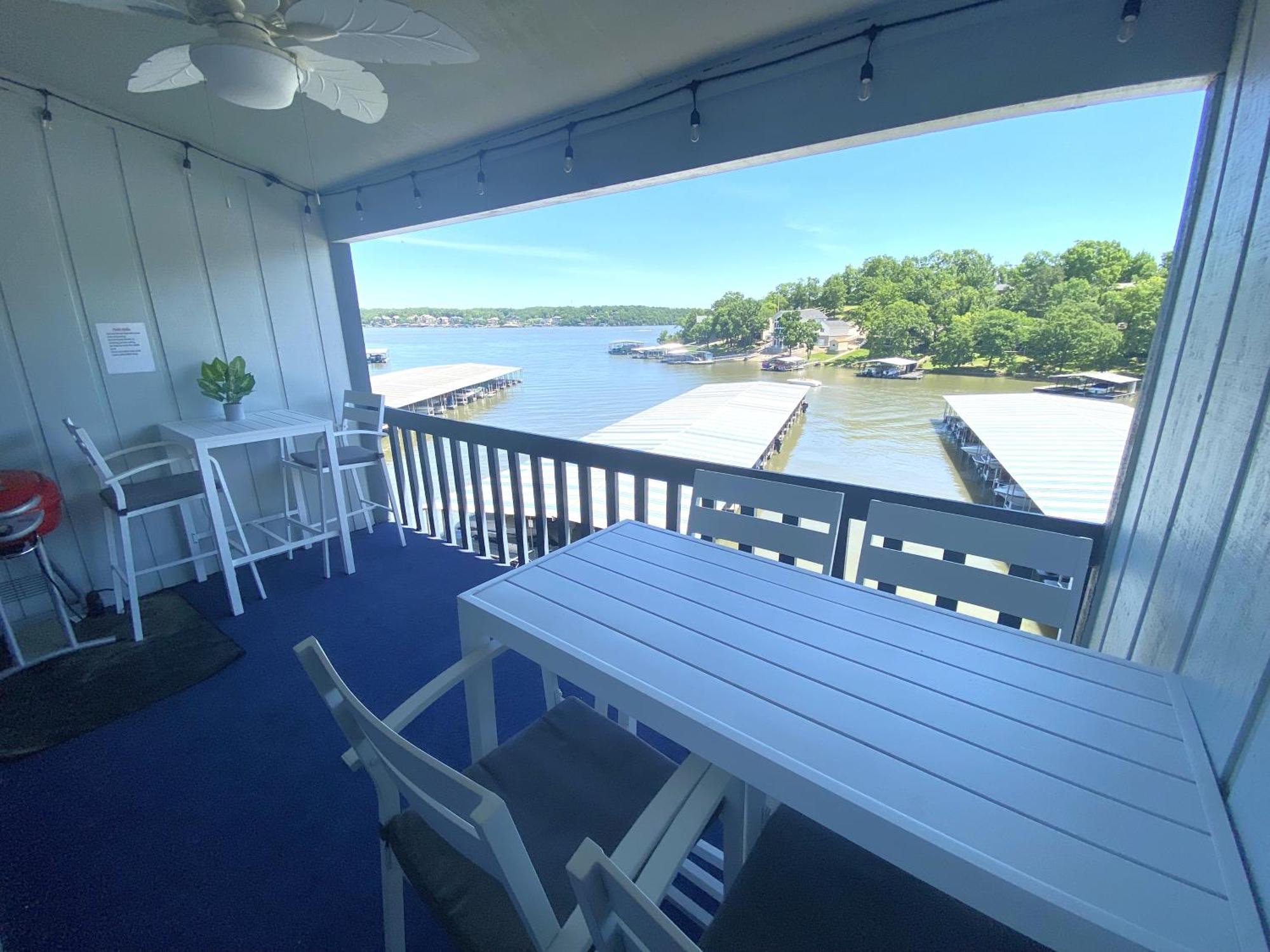 B Lakefront! Remodeled, Boat Slip, Patio Views, Pool, Boat Ramp, Wifi โอเซจบีช ภายนอก รูปภาพ
